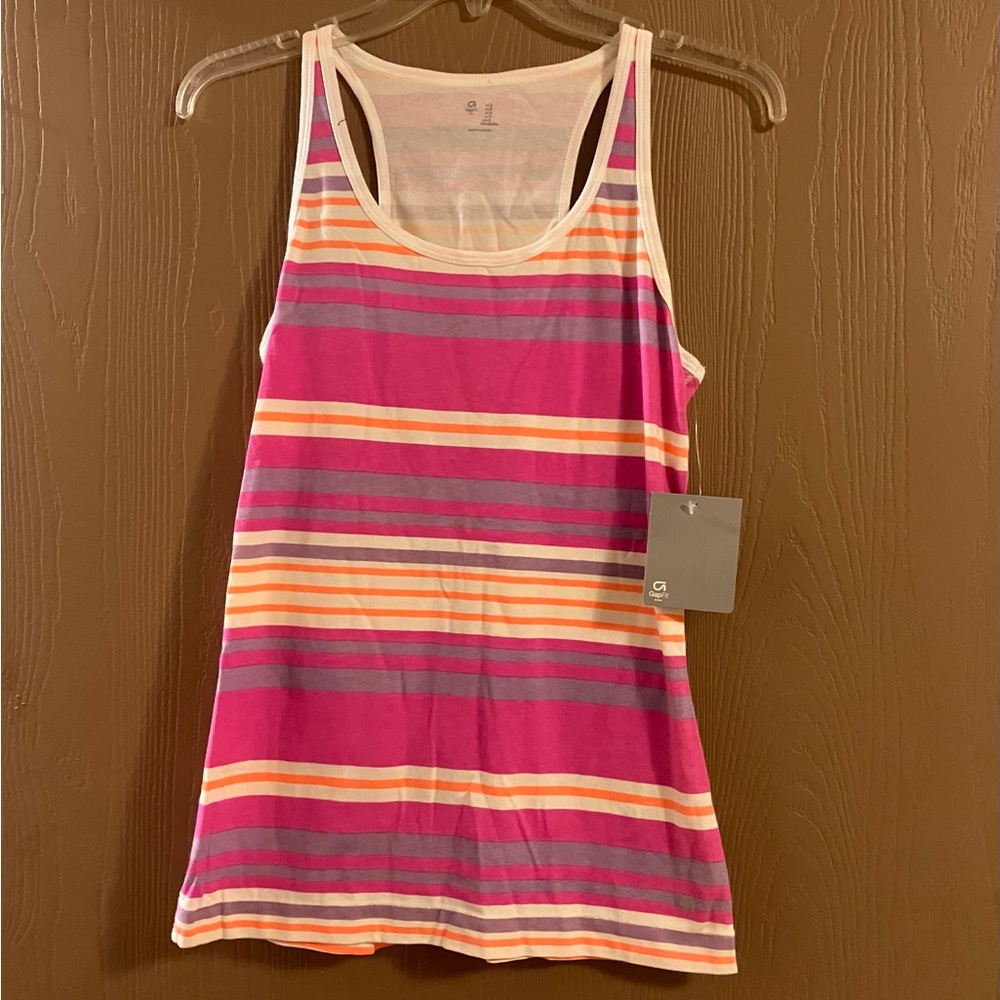 Women’s NWT Small Gap Fit Athletic Tank Top